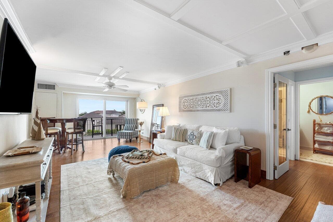 4505 S Ocean Boulevard, Highland Beach, FL 33487 photo 9