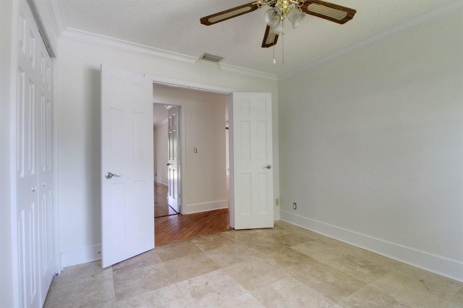949 GREENSWARD Lane, Delray Beach, FL 33445 photo 7