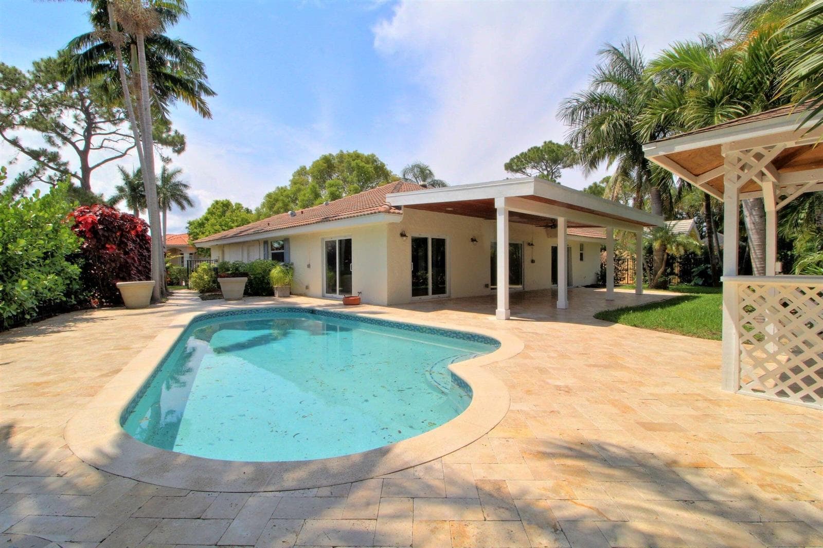 949 GREENSWARD Lane, Delray Beach, FL 33445 photo 11