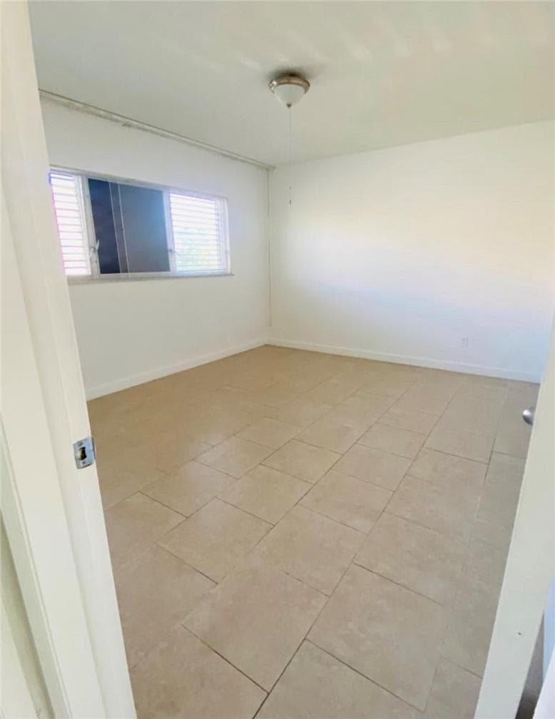1450 ATLANTIC SHORES Boulevard # 212, Hallandale Beach, FL 33009 photo 9