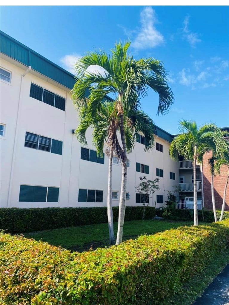 1450 ATLANTIC SHORES Boulevard # 212, Hallandale Beach, FL 33009 photo 11