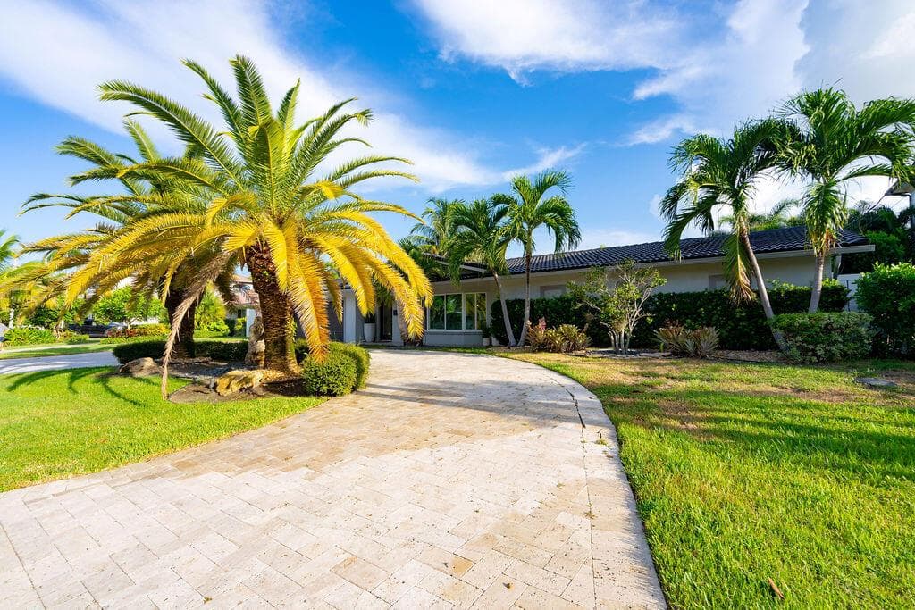 2401 NE 33RD Street, Lighthouse Point, FL 33064 photo 5