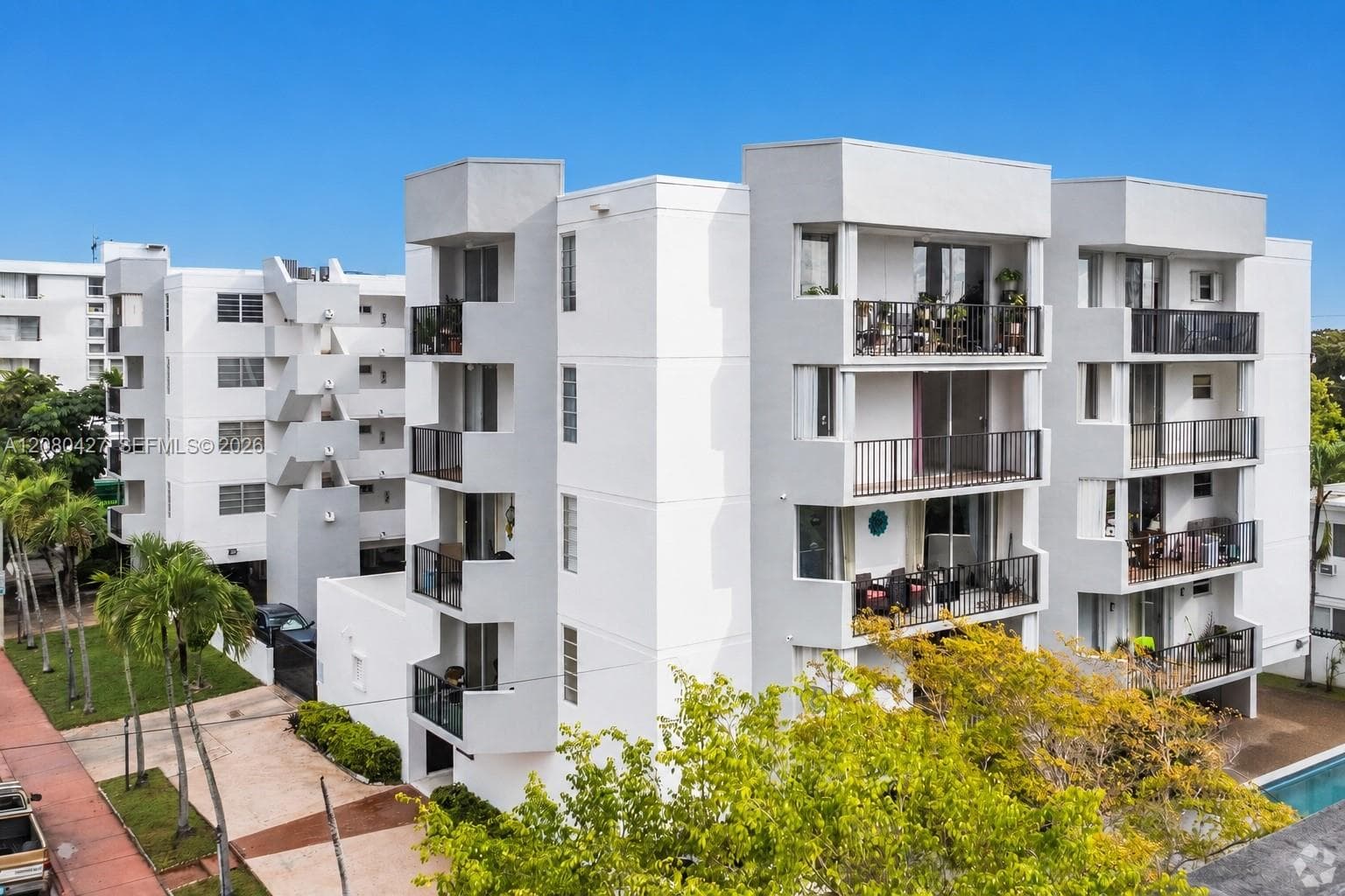 7921 Byron Ave # 206, Miami Beach, FL 33141 photo 2