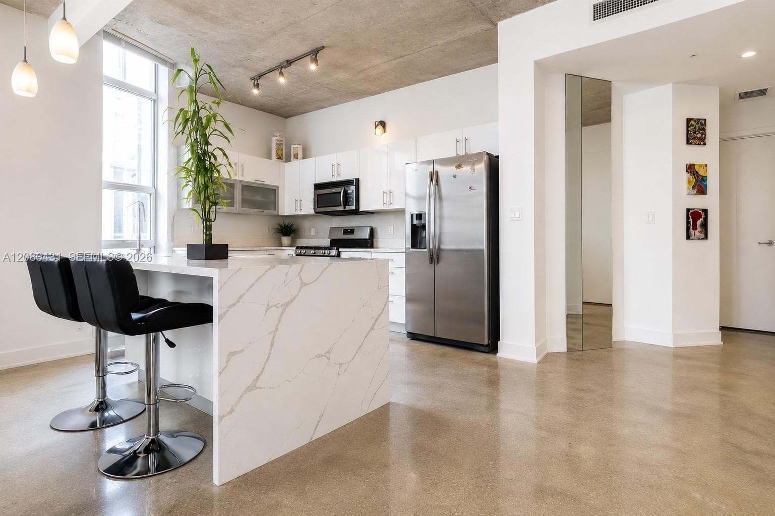234 NE 3rd St # 2107, Miami, FL 33132 photo 4