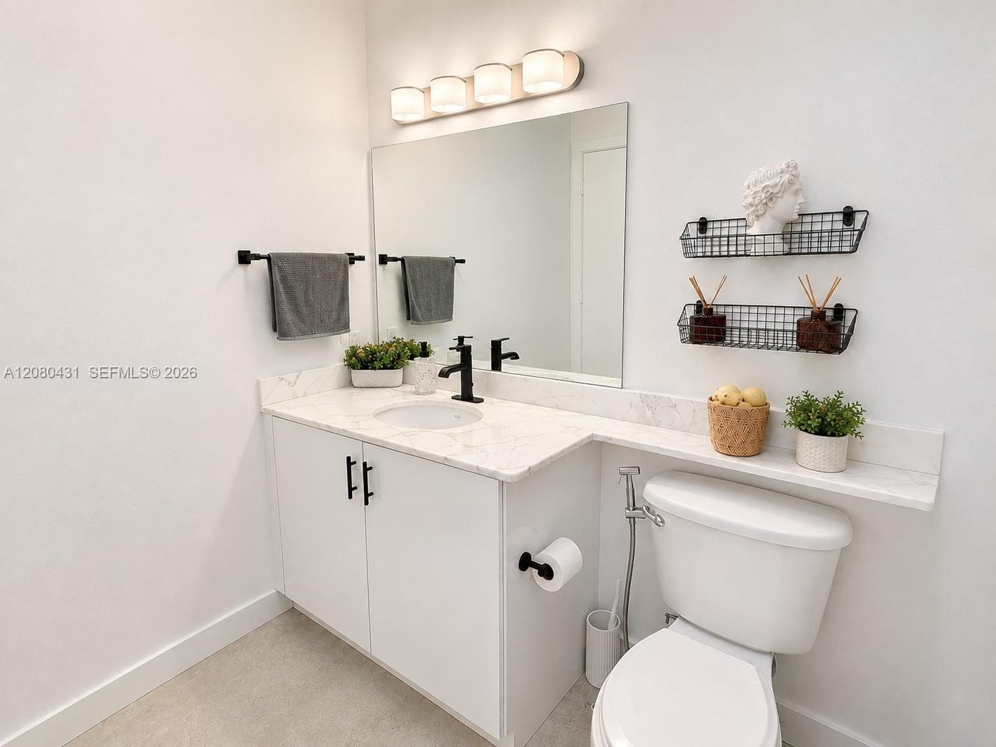 234 NE 3rd St # 2107, Miami, FL 33132 photo 8