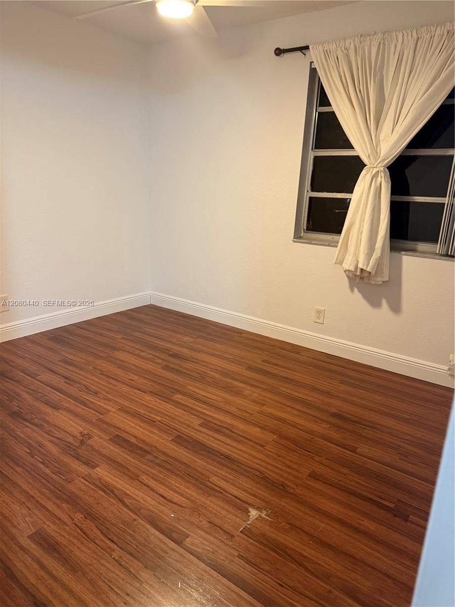 838 Twin Lakes Dr # 19-E, Coral Springs, FL 33071 photo 9