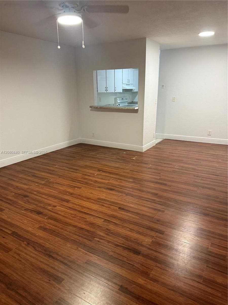 838 Twin Lakes Dr # 19-E, Coral Springs, FL 33071 photo 4