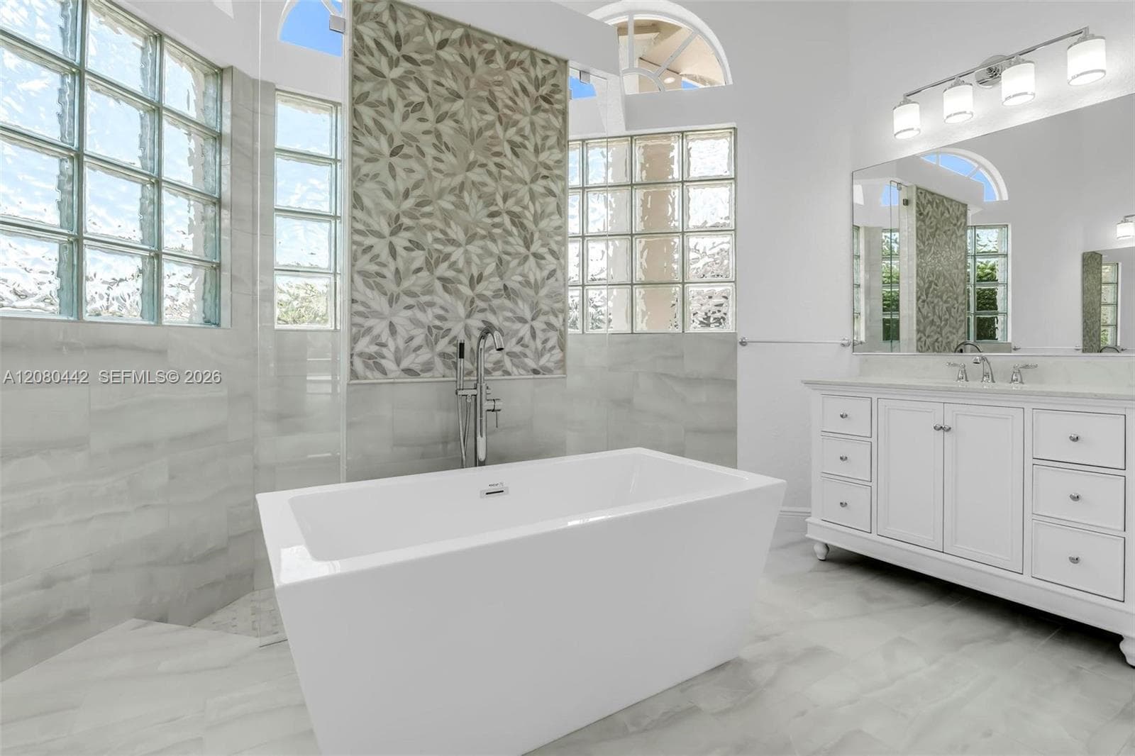 171 SW 101st Ave, Plantation, FL 33324 photo 9