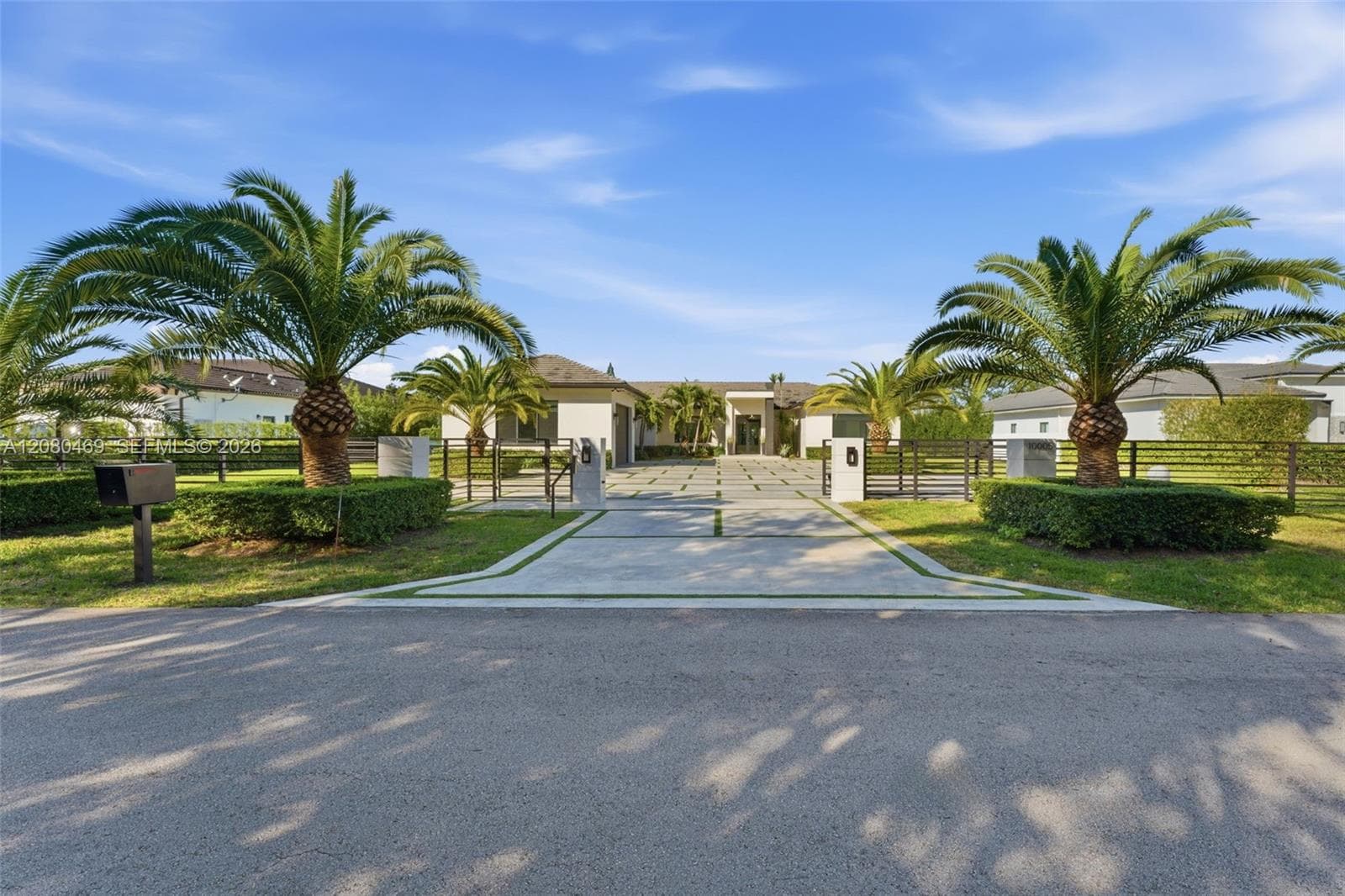 10005 SW 66th St, Miami, FL 33173 photo 3