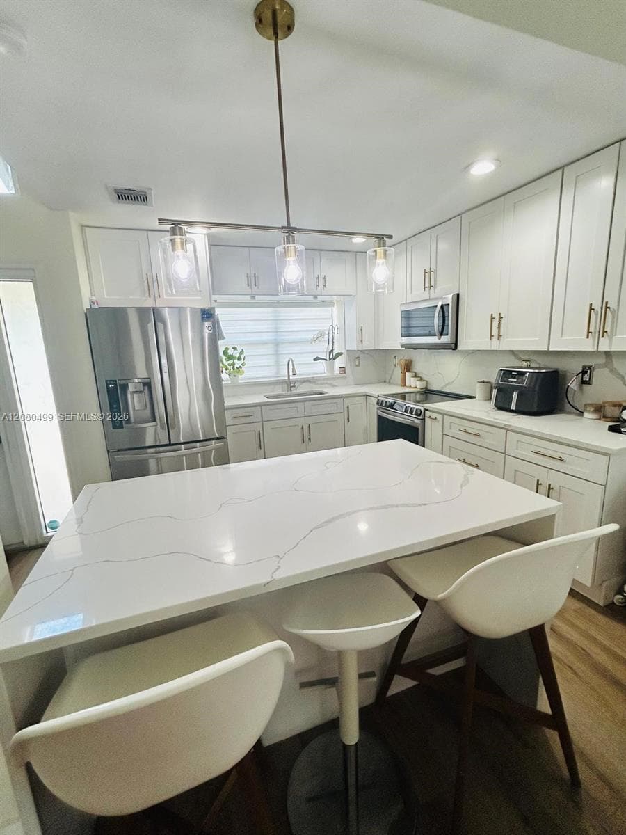 7342 NW 38th Pl, Coral Springs, FL 33065 photo 2