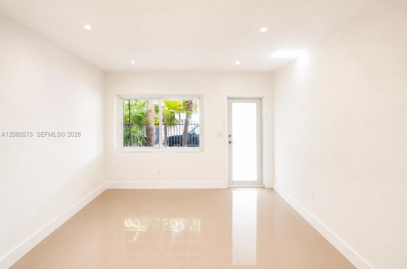 551 NE 61st St # 3, Miami, FL 33137 photo 4