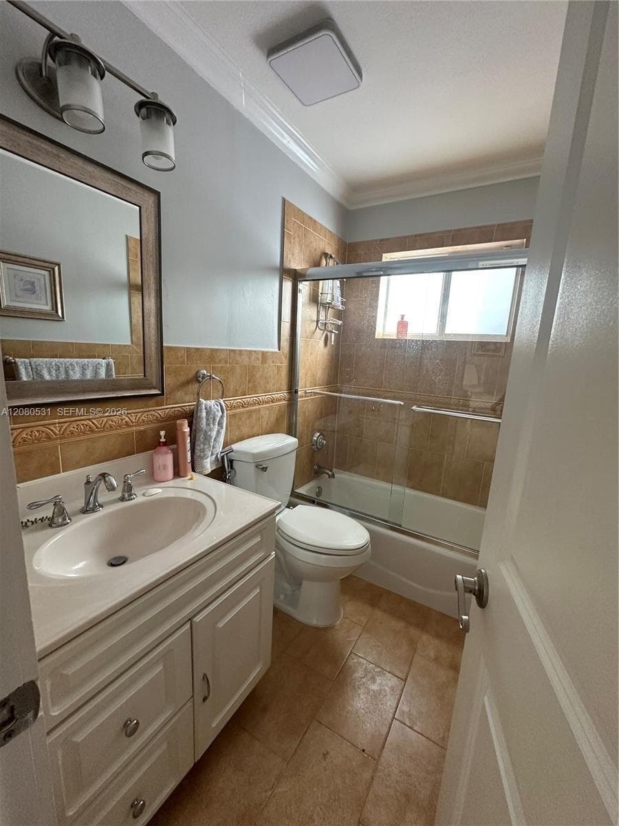 5505 W 14th Ln, Hialeah, FL 33012 photo 6