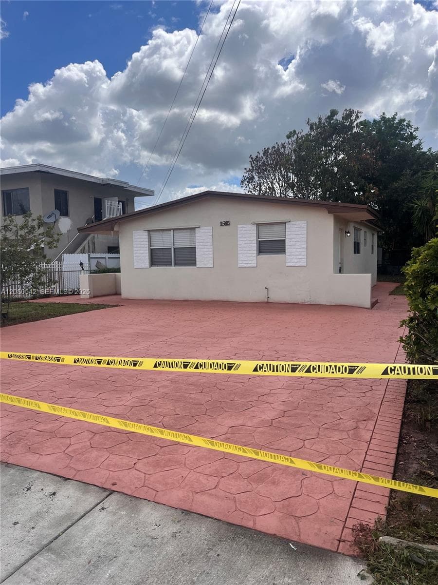 11545 NW 17th Ave, Miami, FL 33167 photo 4