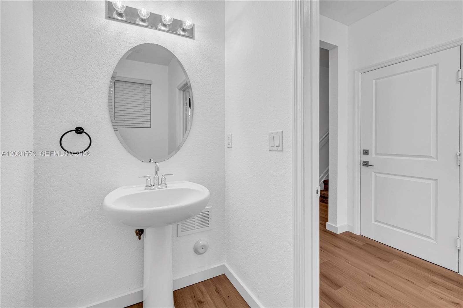 1426 SE 24th Ter, Homestead, FL 33035 photo 8