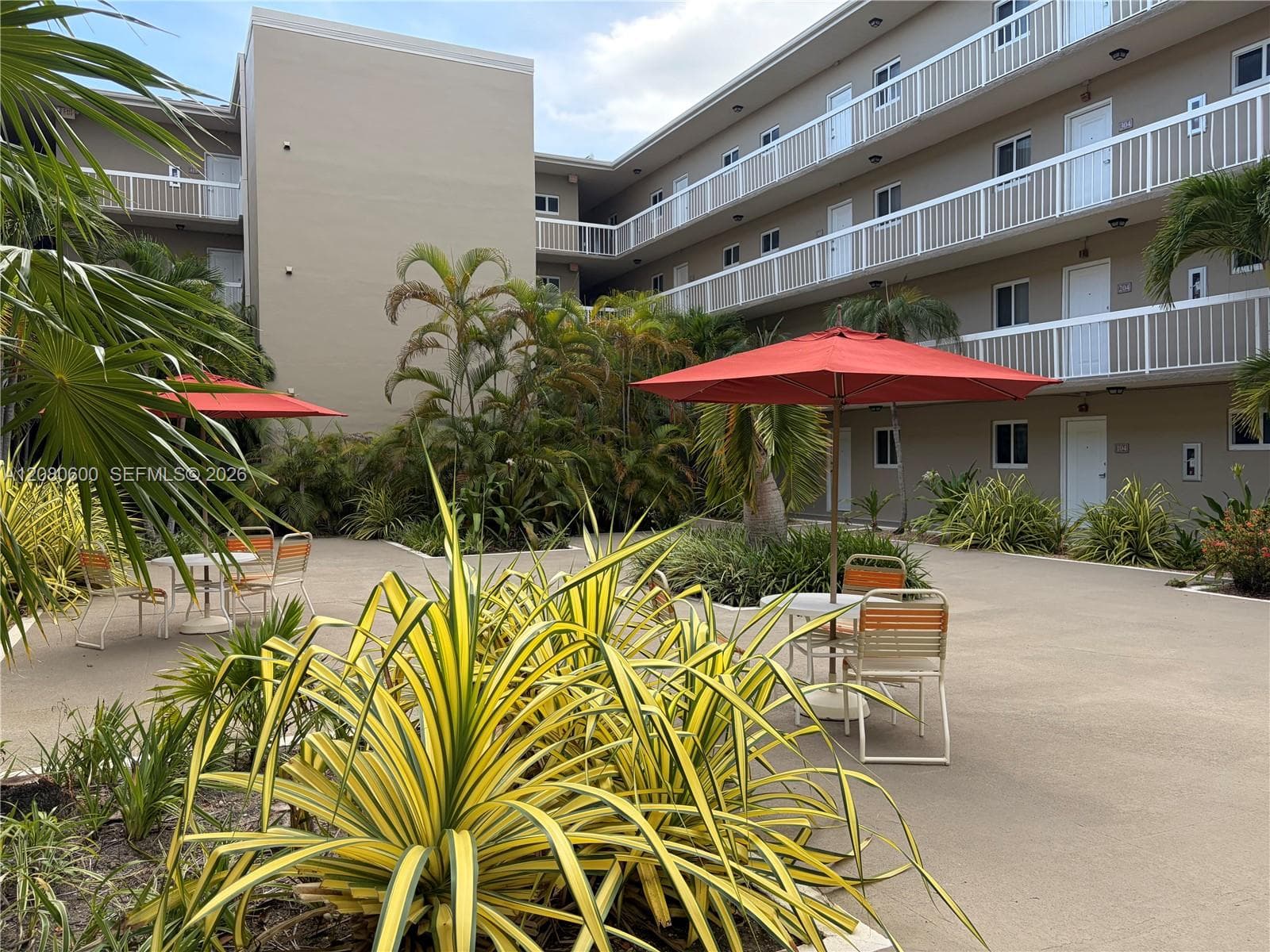 7703 Camino Real # A106, Miami, FL 33143
