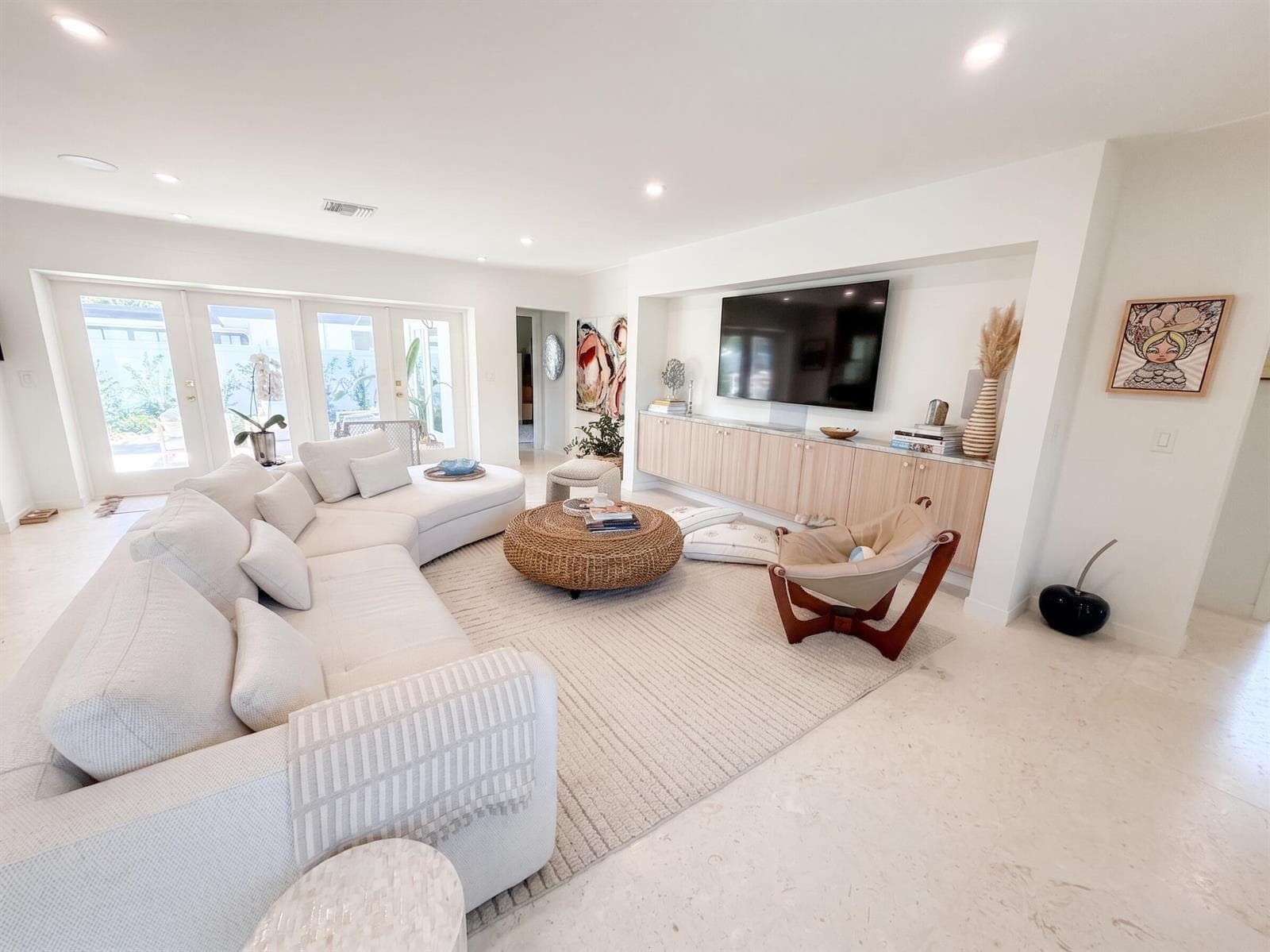 1584 Blue Water Terrace N, Lauderdale By The Sea, FL 33062 photo 3