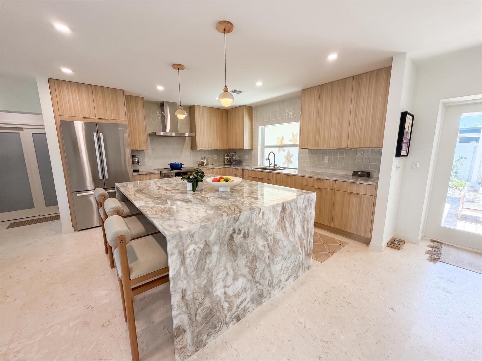 1584 Blue Water Terrace N, Lauderdale By The Sea, FL 33062 photo 5