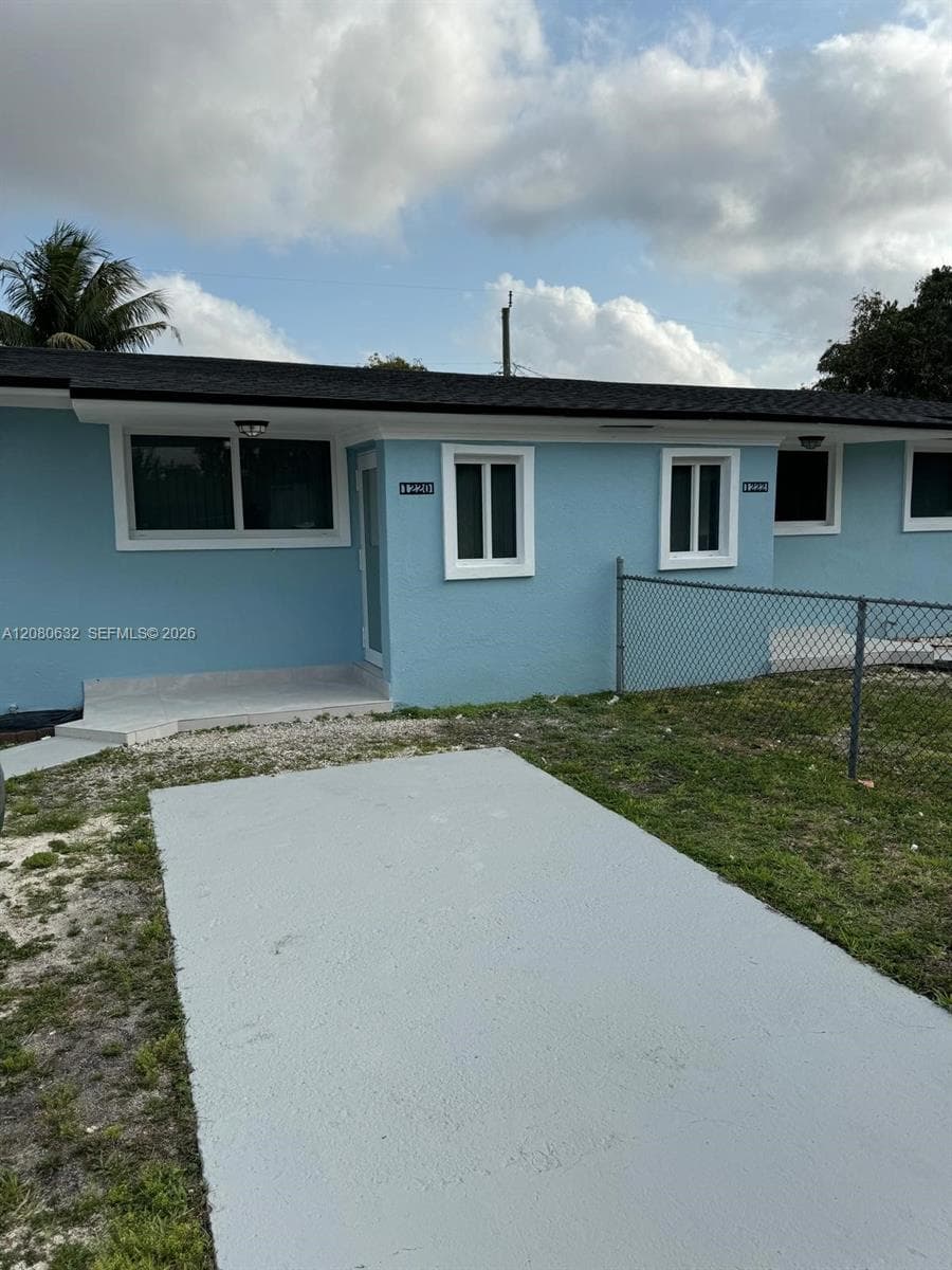 1220 NW 102nd St # 1220, Miami, FL 33147 photo 2