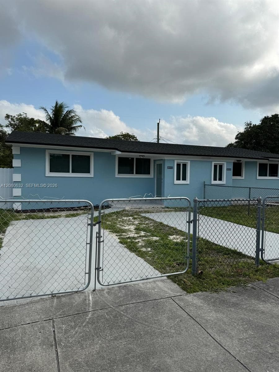 1220 NW 102nd St # 1220, Miami, FL 33147 photo 3