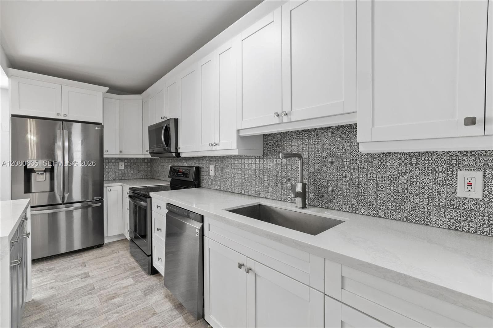 1340 Lincoln Rd # 208, Miami Beach, FL 33139 photo 2