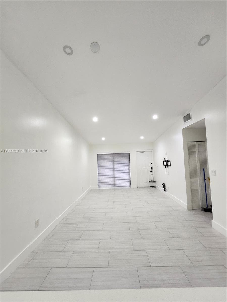 18224 Mediterranean Blvd # 8-17, Hialeah, FL 33015 photo 4