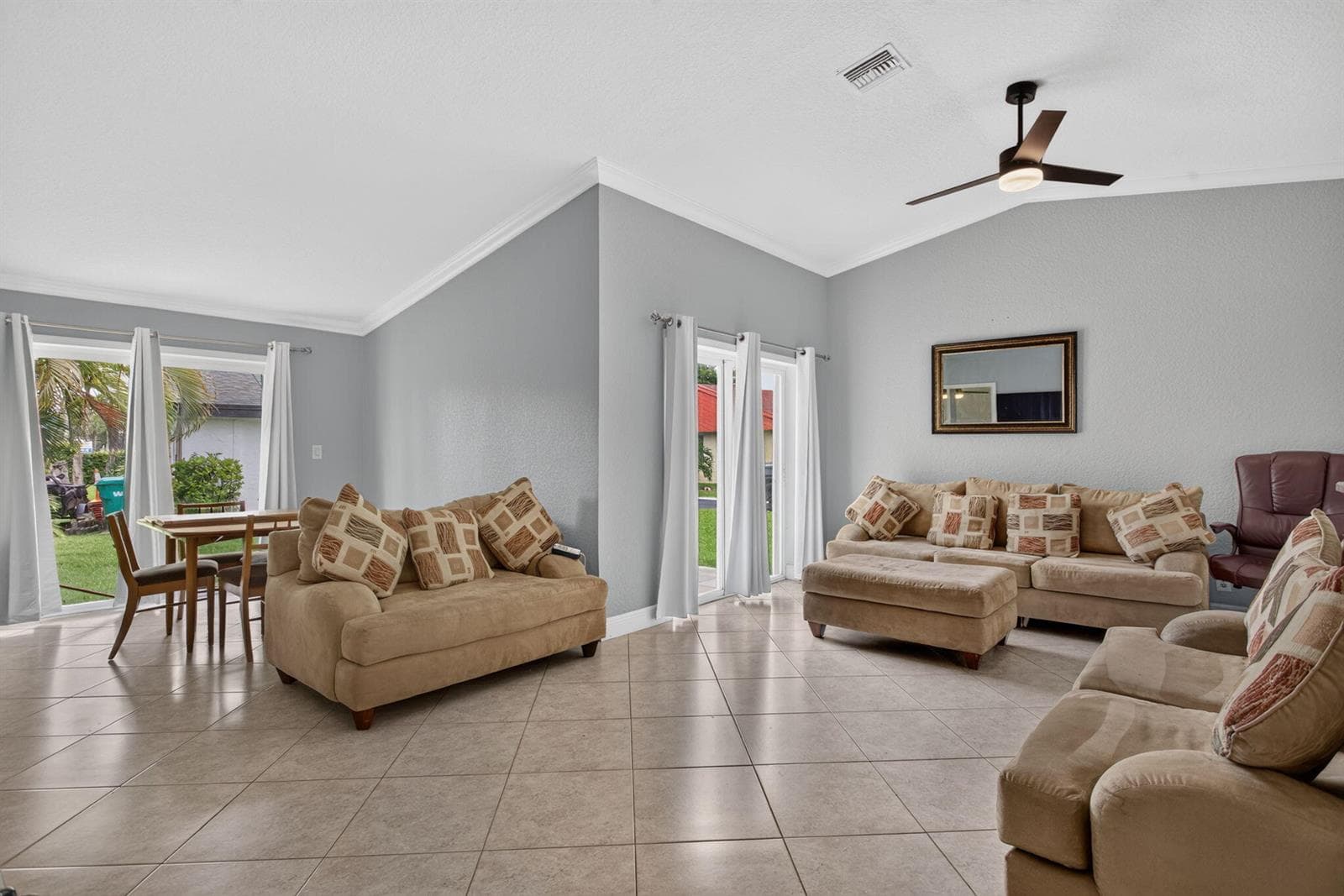 7516 NW 88th Terrace, Tamarac, FL 33321 photo 11