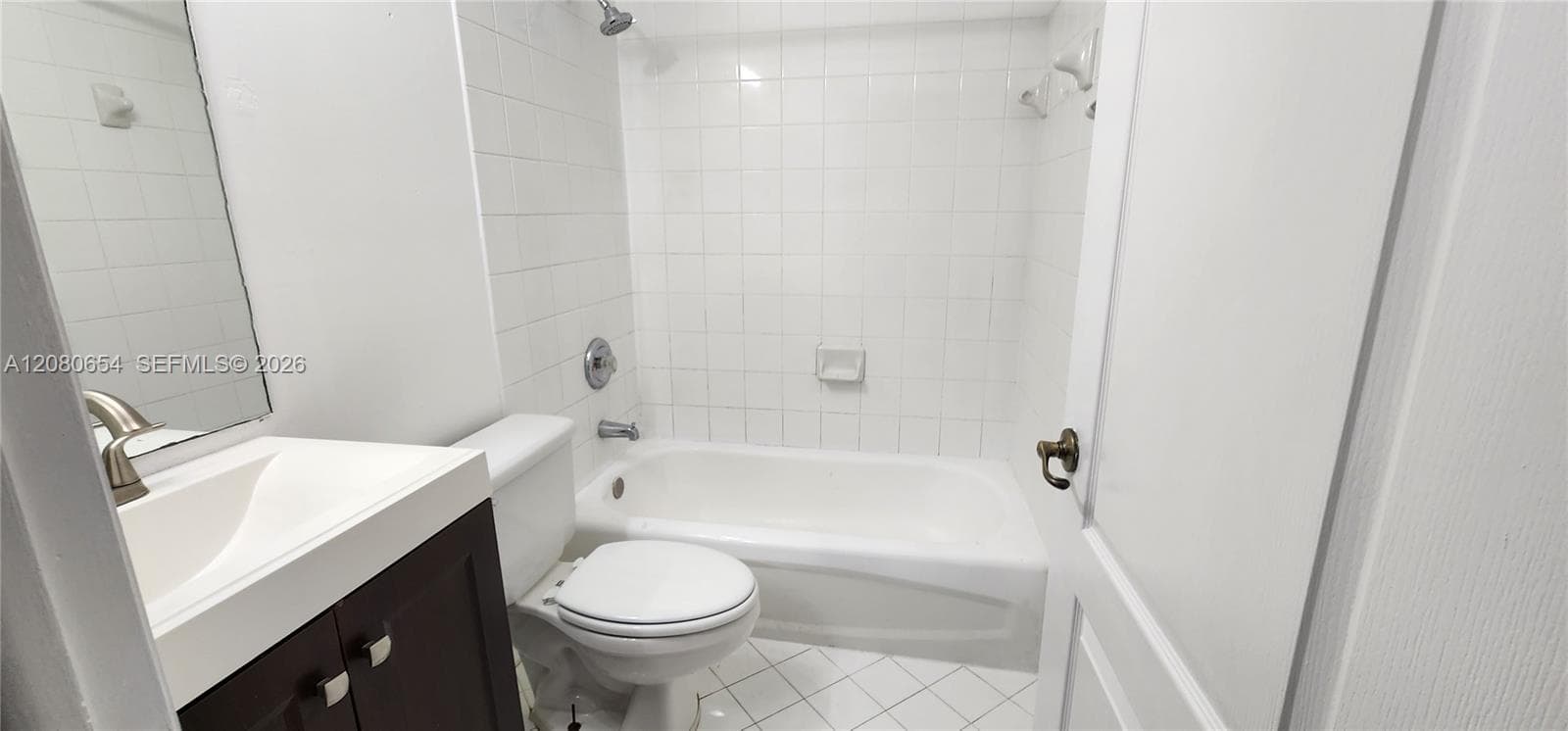 7195 NW 179th St # 109, Hialeah, FL 33015 photo 4