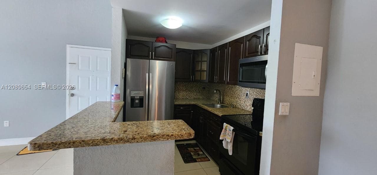 7195 NW 179th St # 109, Hialeah, FL 33015 photo 8