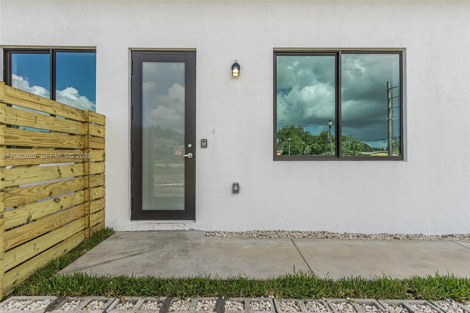 5535 SW 19th St, West Park, FL 33023 photo 8