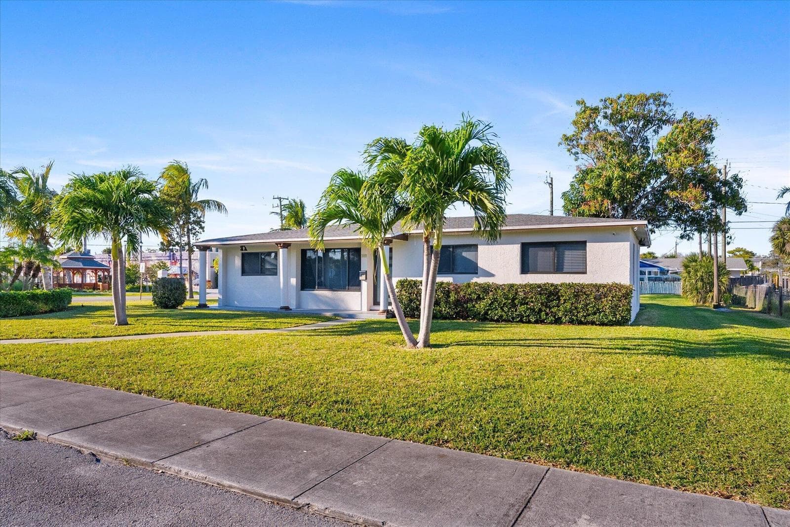 651 Foresteria Drive, Lake Park, FL 33403 photo 3