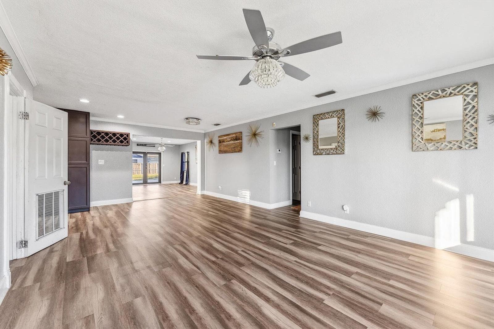 651 Foresteria Drive, Lake Park, FL 33403 photo 9