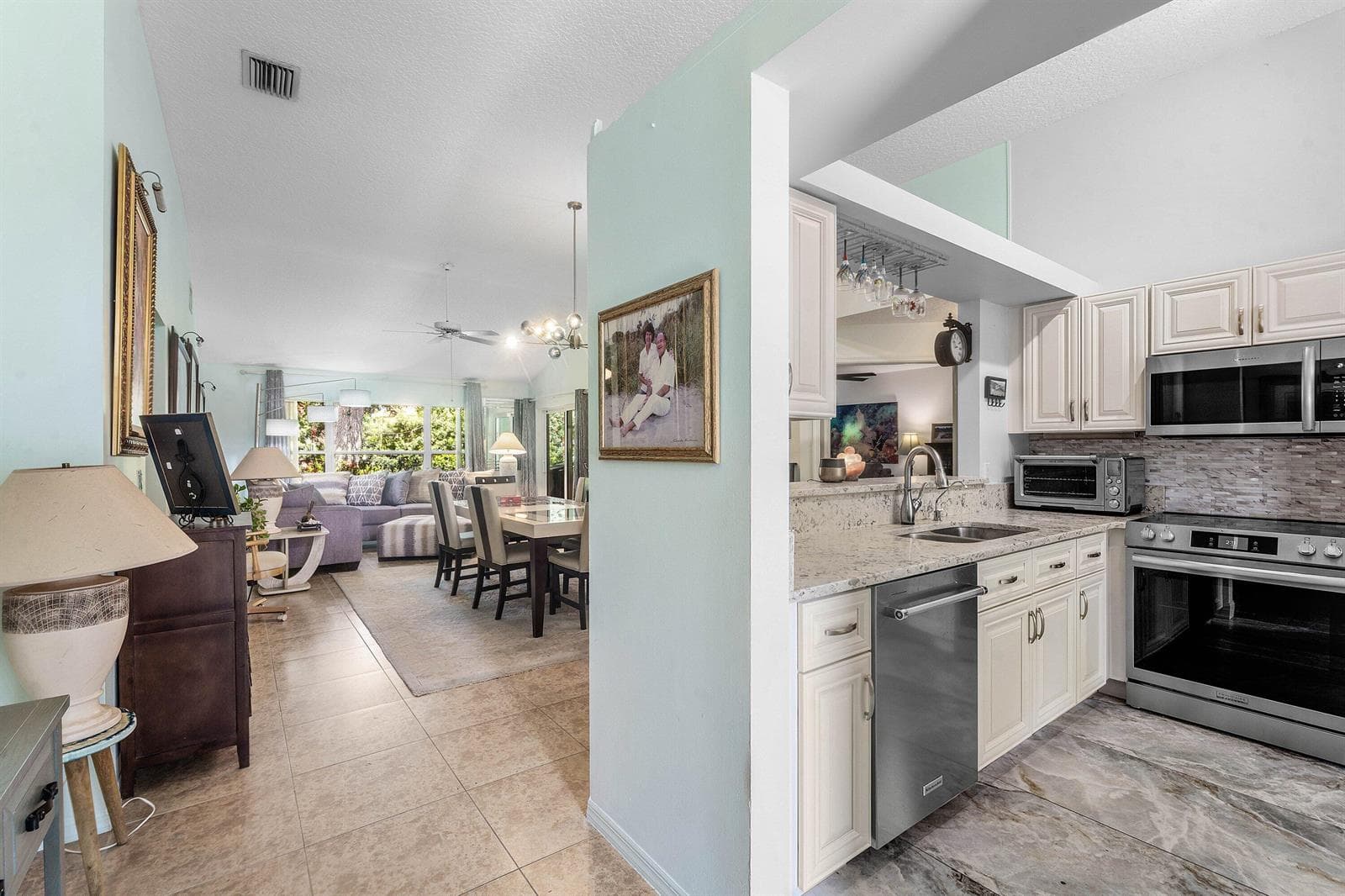 3007 Casa Rio Court, Palm Beach Gardens, FL 33418 photo 4