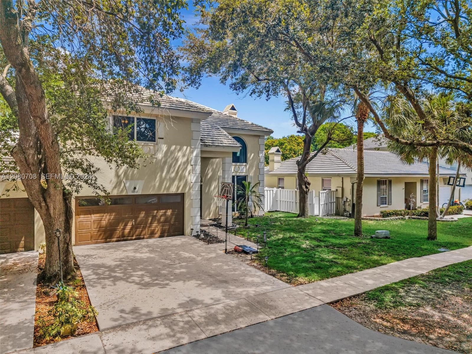 10301 Panama St, Cooper City, FL 33026 photo 2
