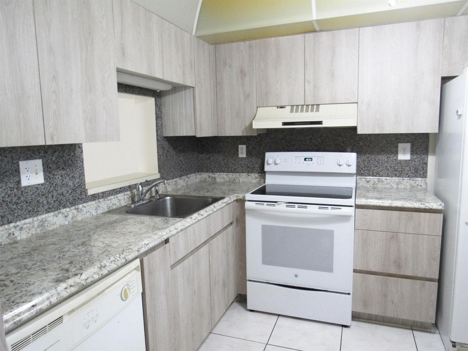 6351 N UNIVERSITY Drive # 224, Tamarac, FL 33321 photo 13