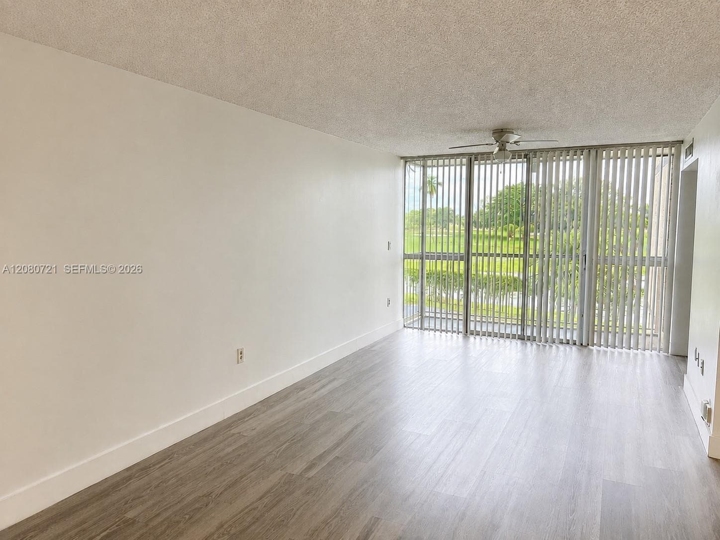 6955 NW 186th St # F205, Hialeah, FL 33015