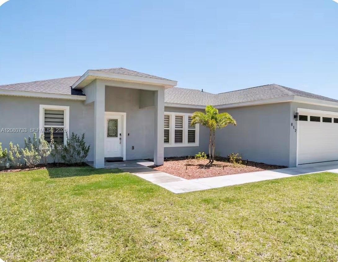812 Lake Betty Dr, Lake Placid, FL 33852 photo 2