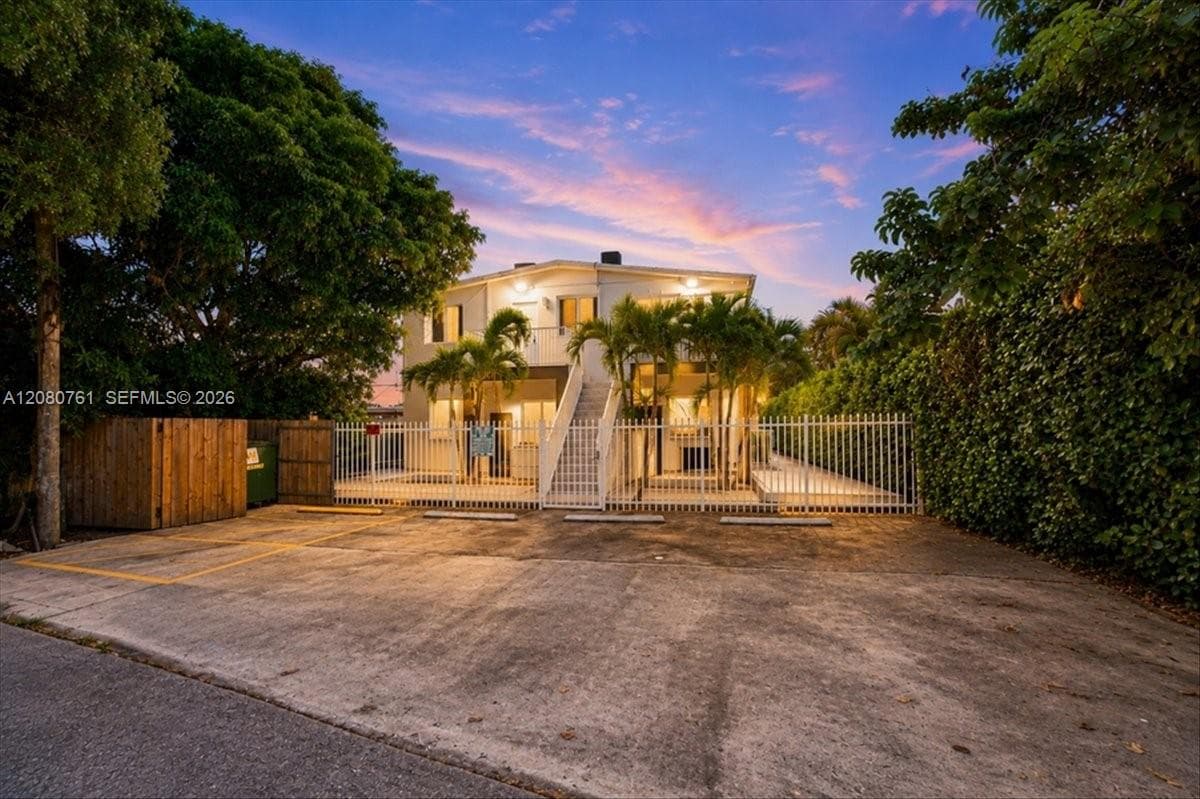 268 NW 34th St, Miami, FL 33127 photo 10