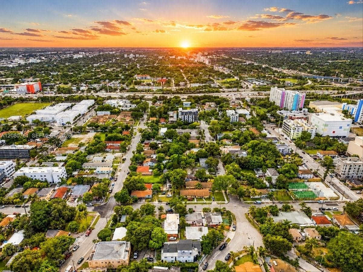 268 NW 34th St, Miami, FL 33127 photo 8