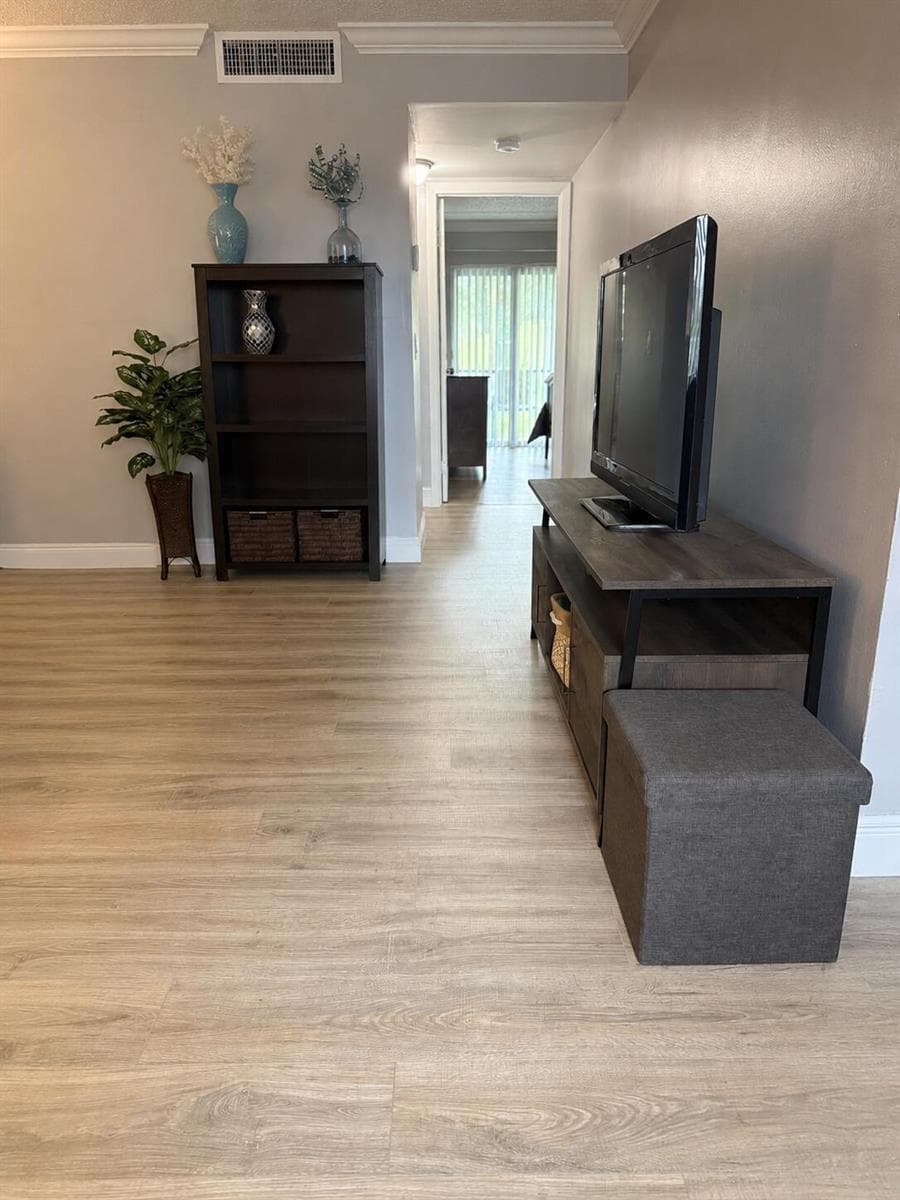 405 MEADOWS Circle # 405, Boynton Beach, FL 33436 photo 5
