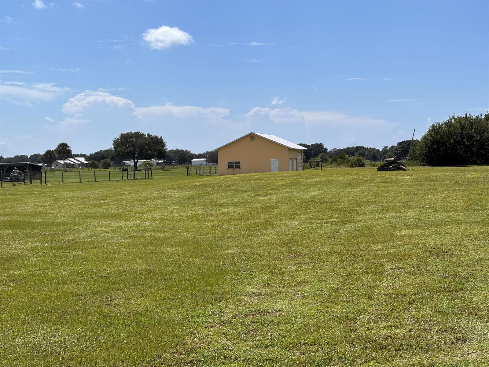 7972 SW 13TH Street, Okeechobee, FL 34974 photo 2