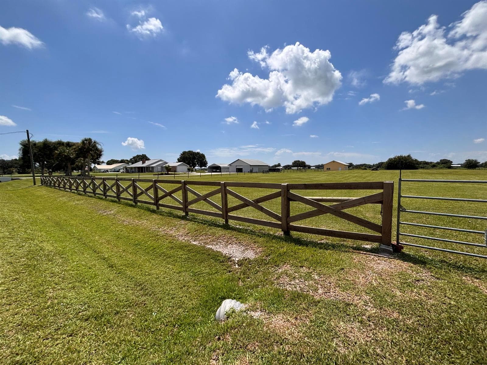 7972 SW 13TH Street, Okeechobee, FL 34974 photo 3