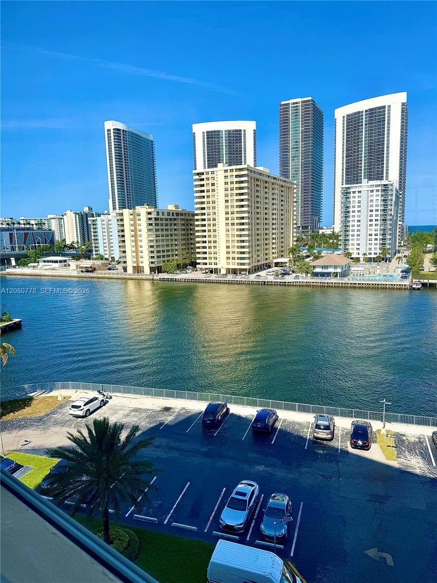 100 Golden Isles Dr # 806, Hallandale Beach, FL 33009