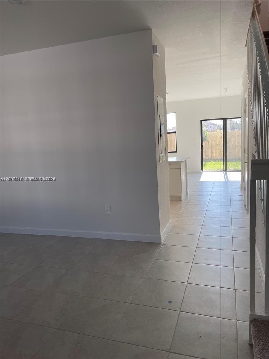 11872 SW 247th Ter, Homestead, FL 33032 photo 2