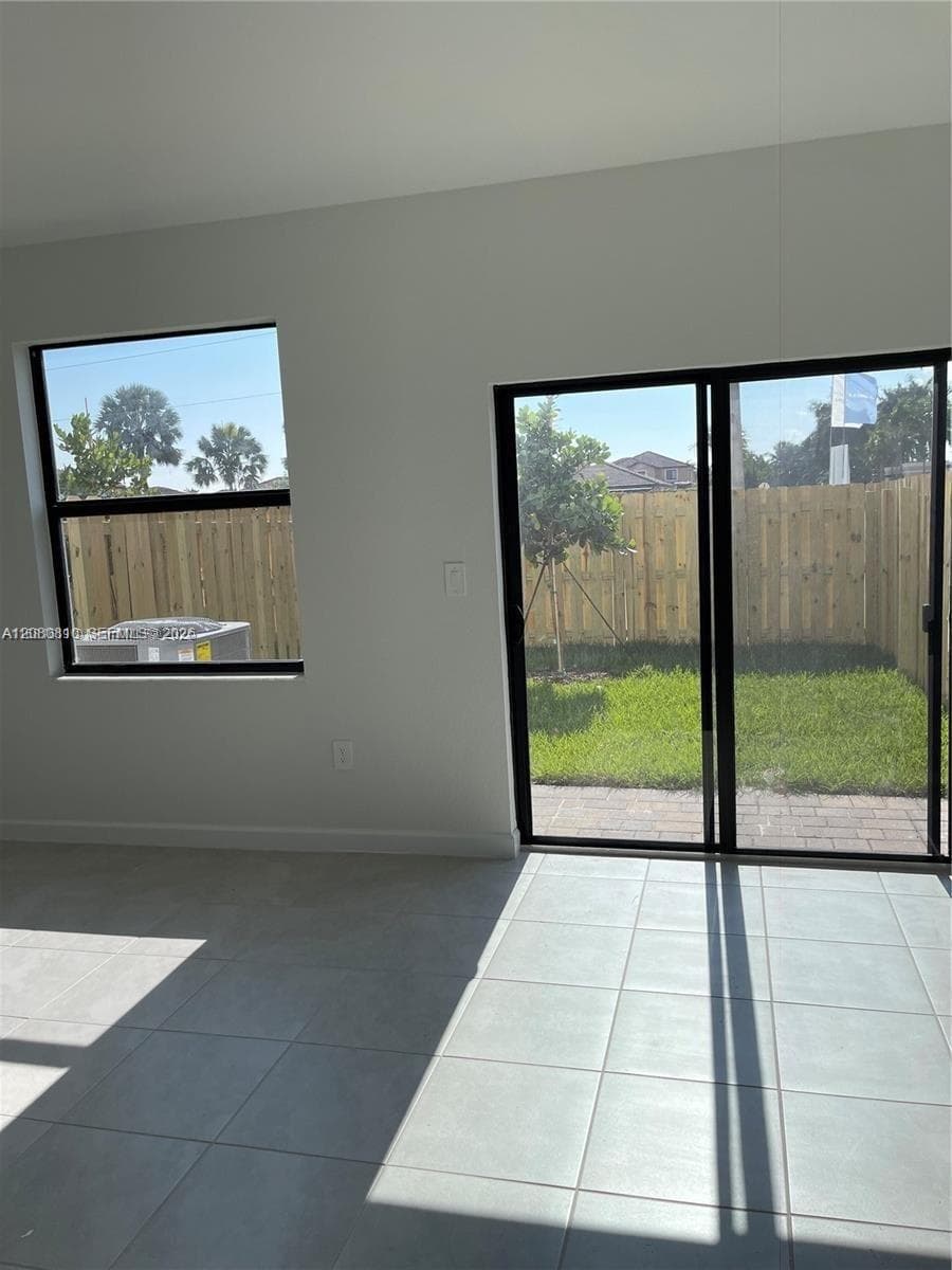11872 SW 247th Ter, Homestead, FL 33032 photo 5