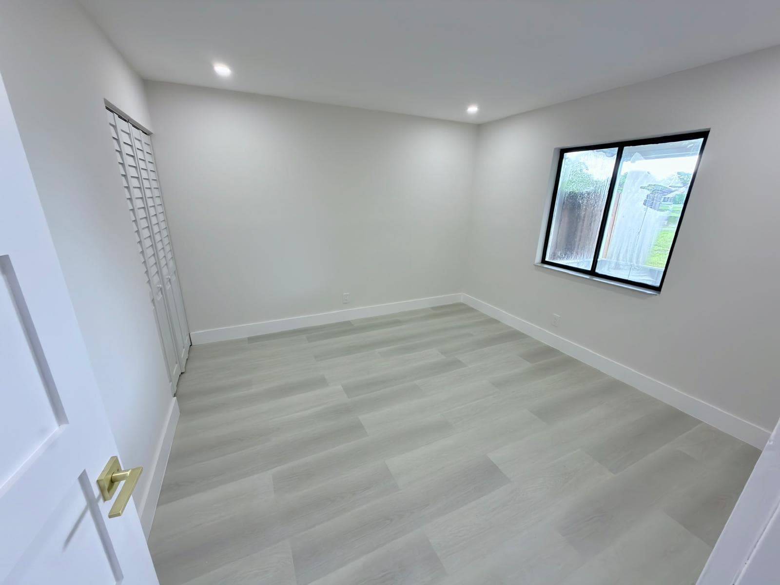 46 TARA LAKES Drive E, Boynton Beach, FL 33436 photo 9
