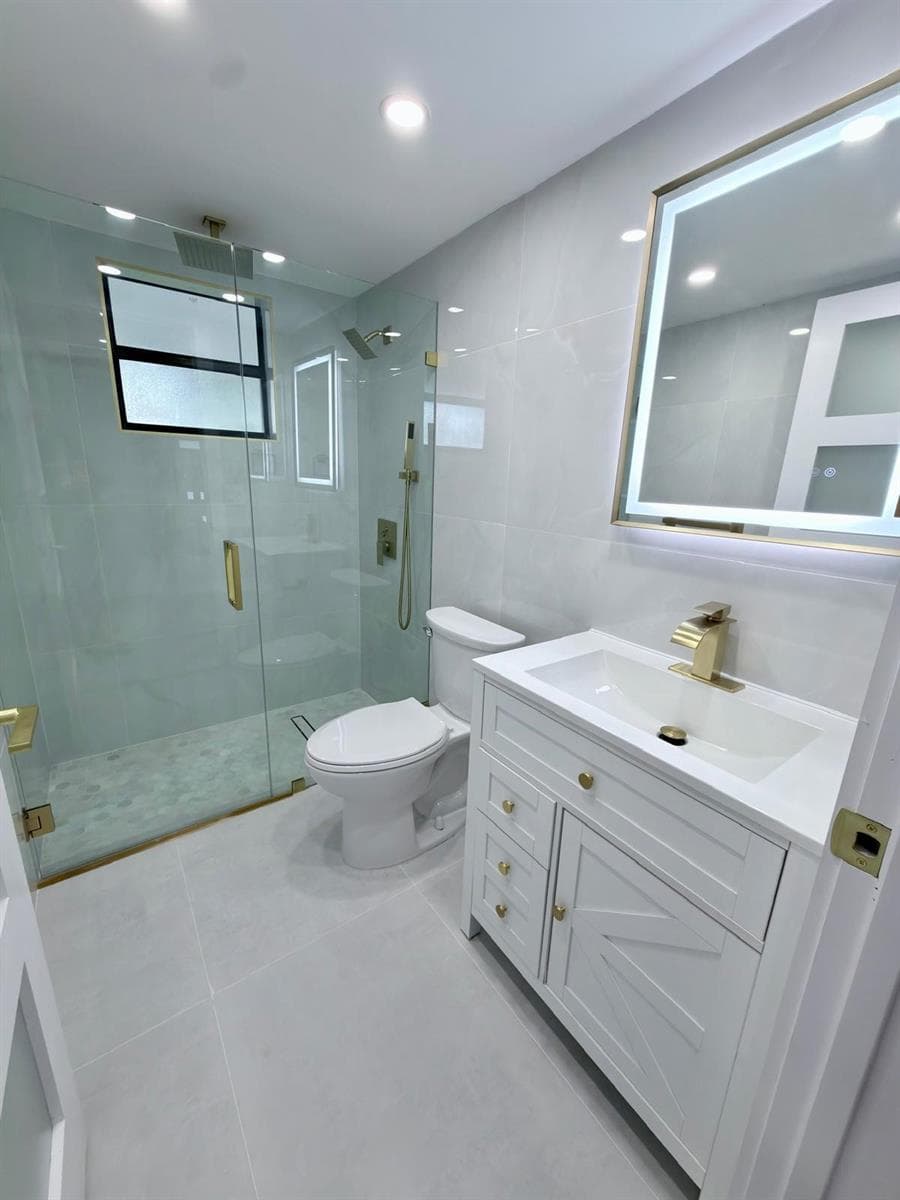 46 TARA LAKES Drive E, Boynton Beach, FL 33436 photo 8