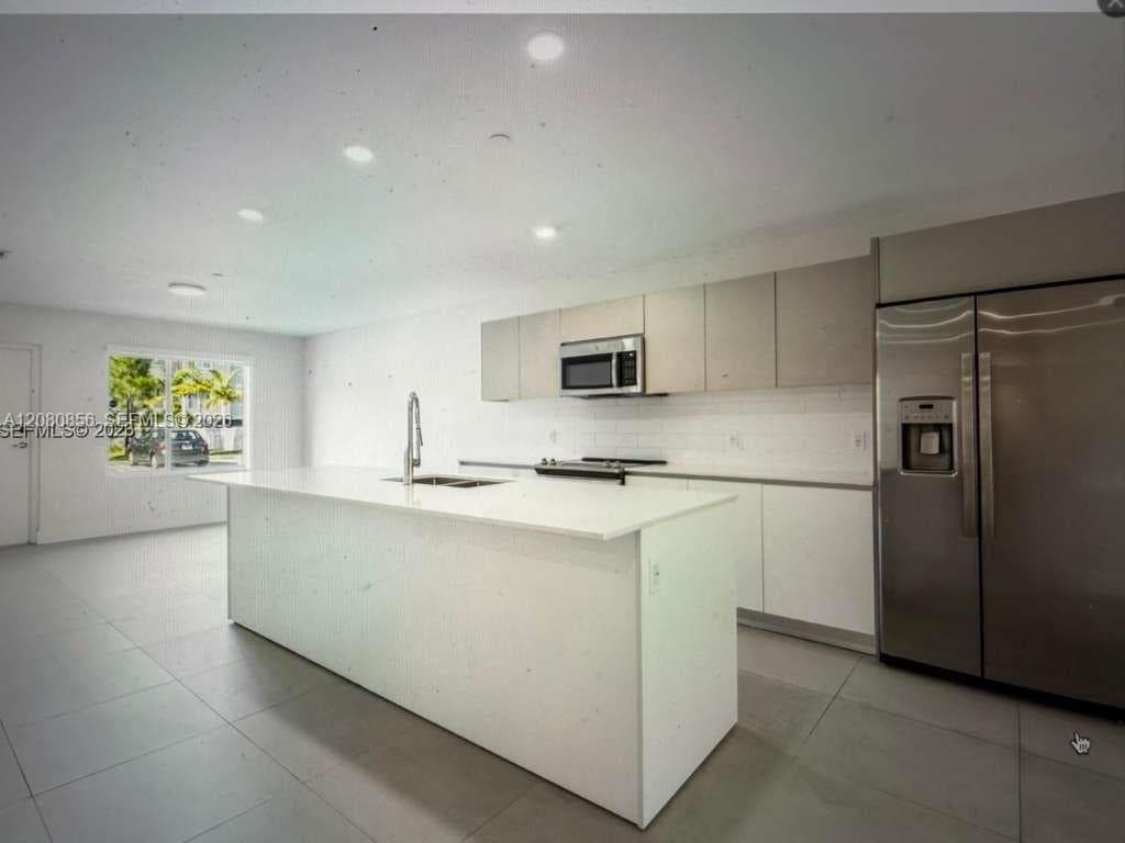 2555 NE 193 ST # 2112, Aventura, FL 33180 photo 2