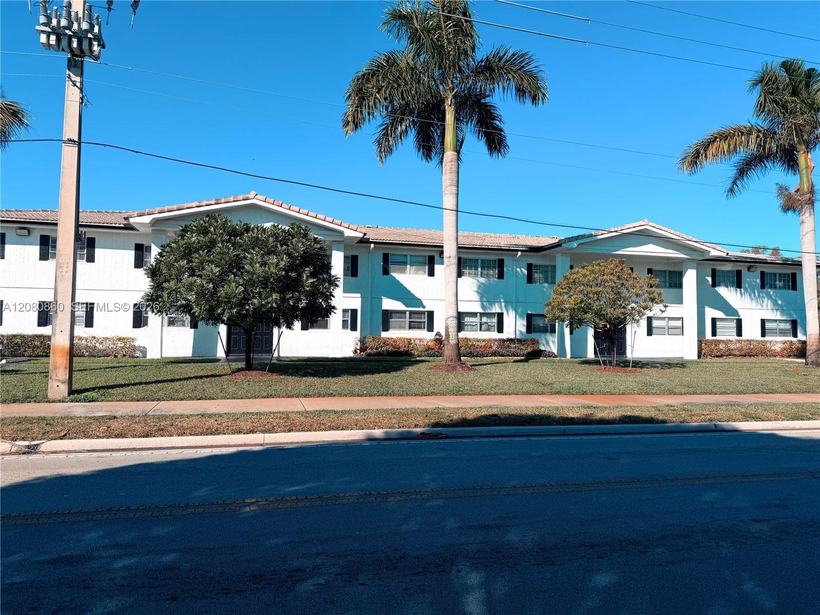 4240 Woodside Dr # 2, Coral Springs, FL 33065 photo 2