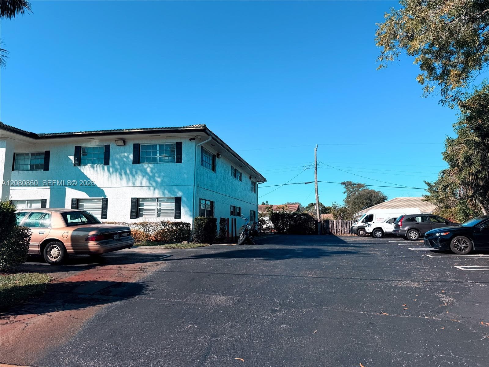4240 Woodside Dr # 2, Coral Springs, FL 33065