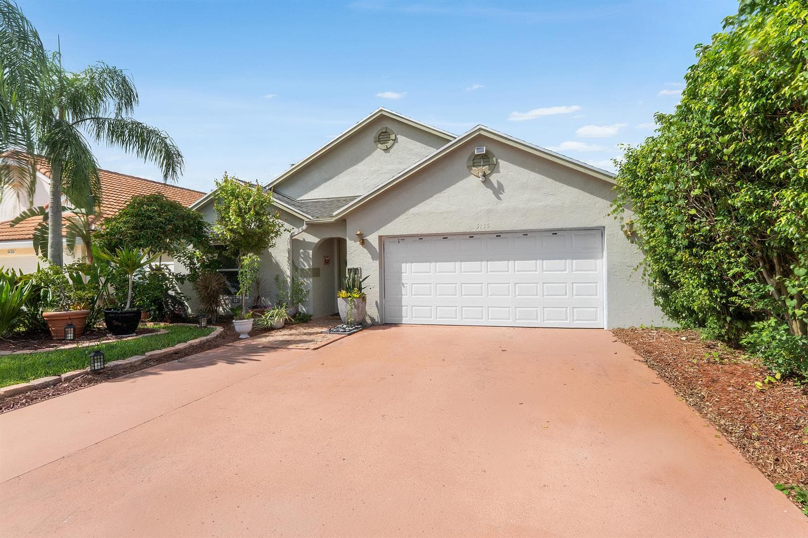 5115 Foxhall Drive S, West Palm Beach, FL 33417 photo 2
